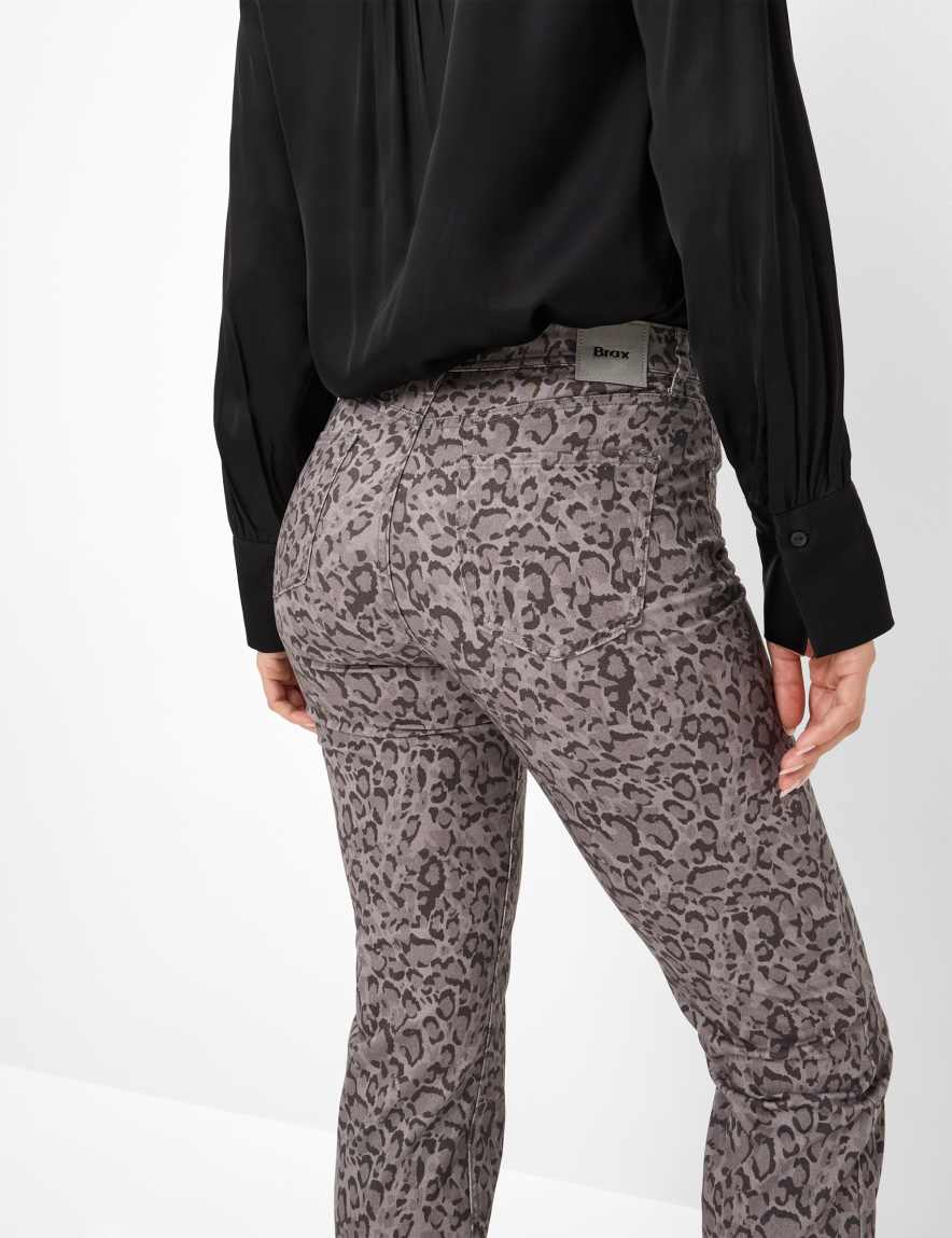 Raphaela By Brax Women's Fashion Pants Style MARY Medium Gray Regular Fit