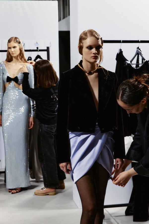 Rasario Cropped Velvet Jacket Black 071BZ001 – RASARIO