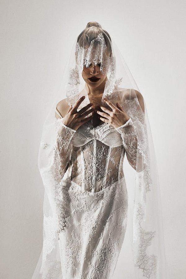 Rasario Embroidered Chantilly Lace Corset Maxi Dress B015X020 – RASARIO