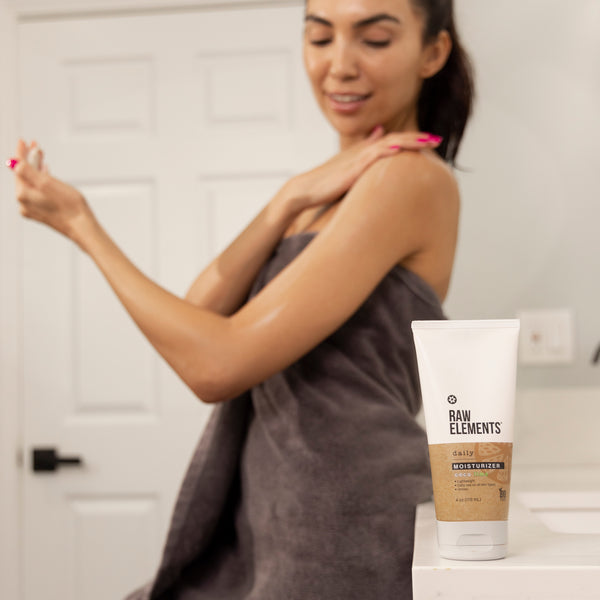 Rave Review All Season Daily Moisturizing Lotion - Coco Lime – Raw ElementsUSA