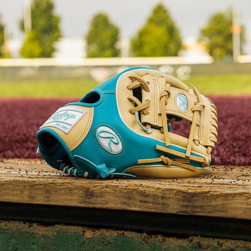Rawlings Exclusive Heart Of The Hide 11.5" Infield Baseball Glove Right Hand Throw