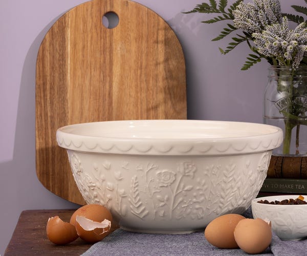 Rayware In The Meadow S12 Cream Rose Mixing Bowl 29cm