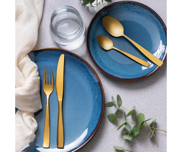 Rayware Reactive Blue Dinner Plate