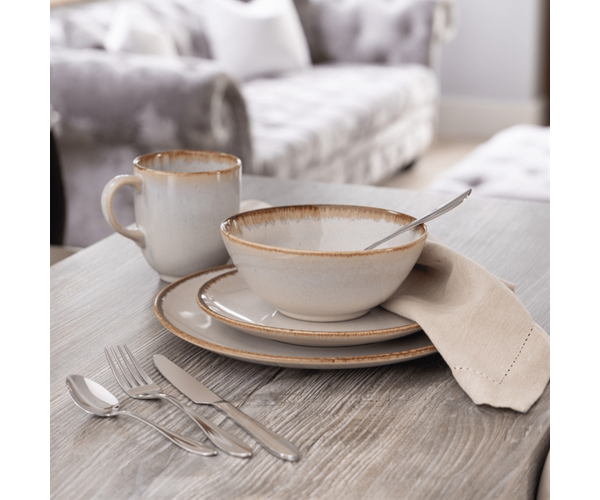 Rayware Reactive Cream Dinner Plate