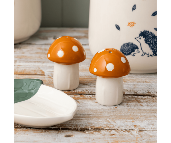 Rayware Woodland Salt And Pepper Set