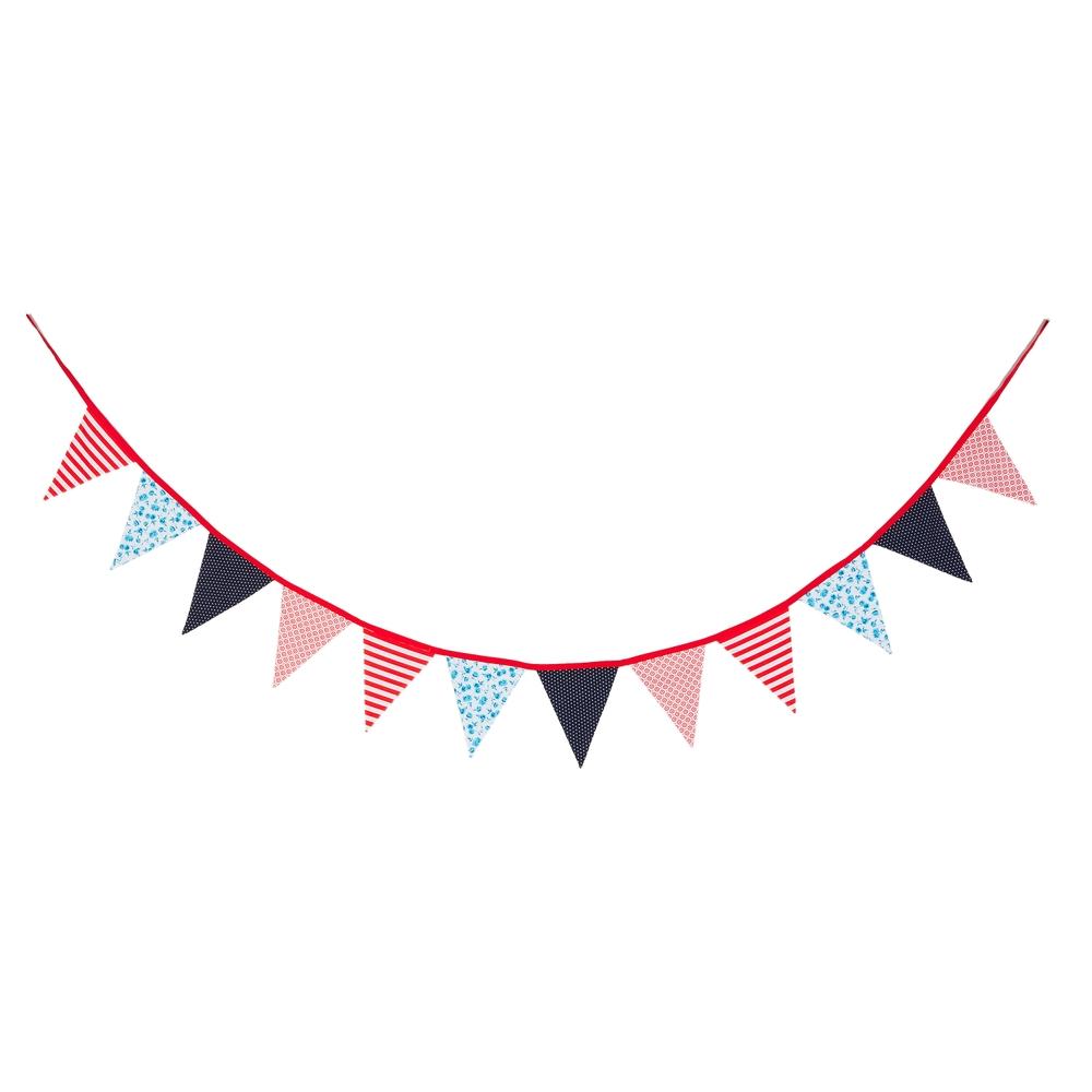 RAZ Imports 9.5' Patriotic Garland