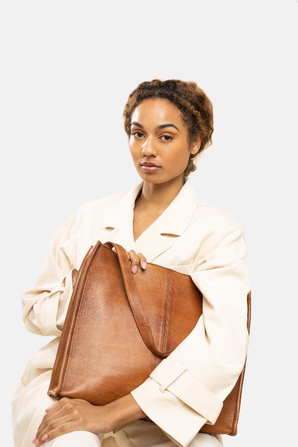 Re Designed Aro Urban - Walnut