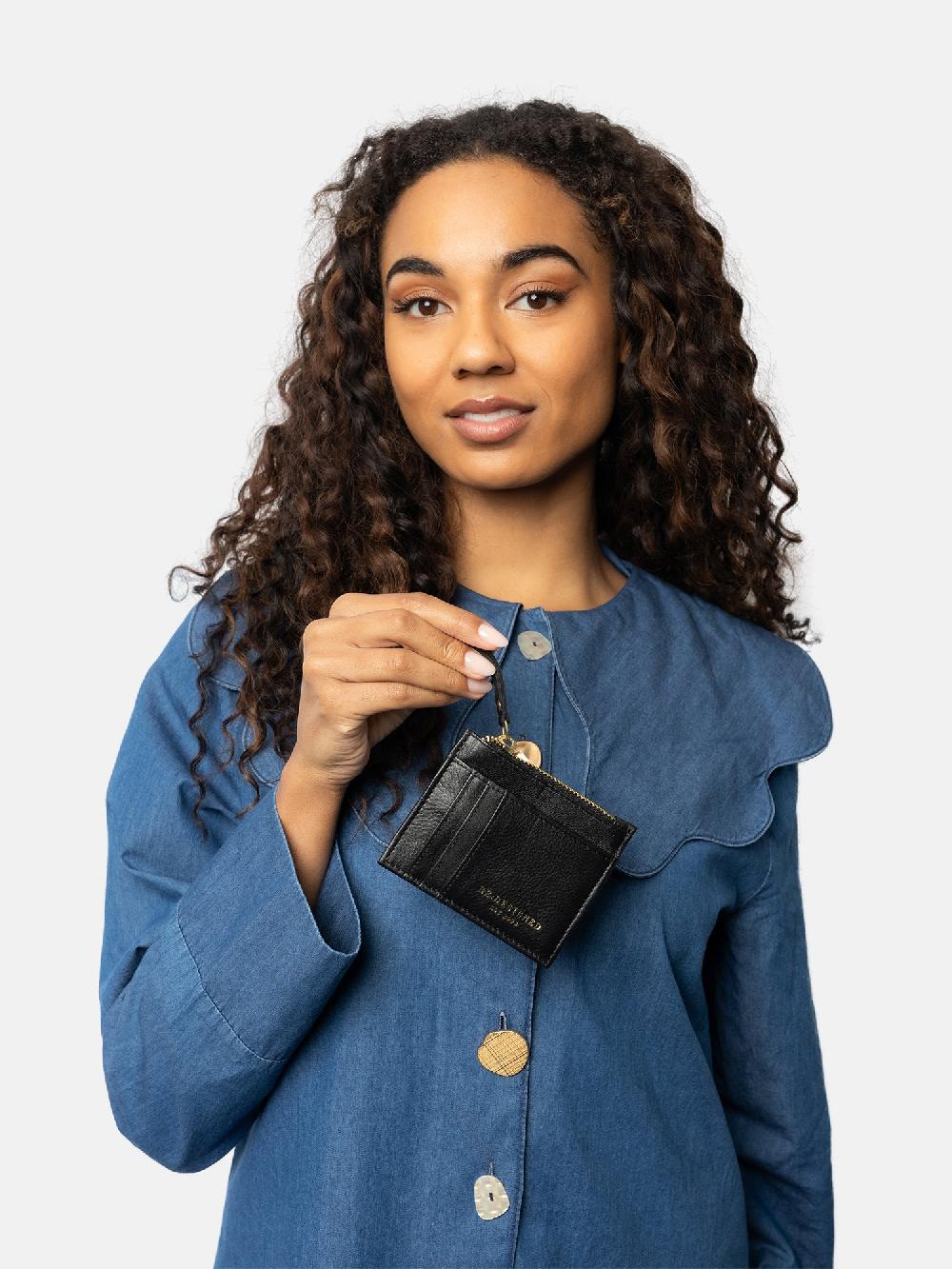 Re Designed Filippa - Black