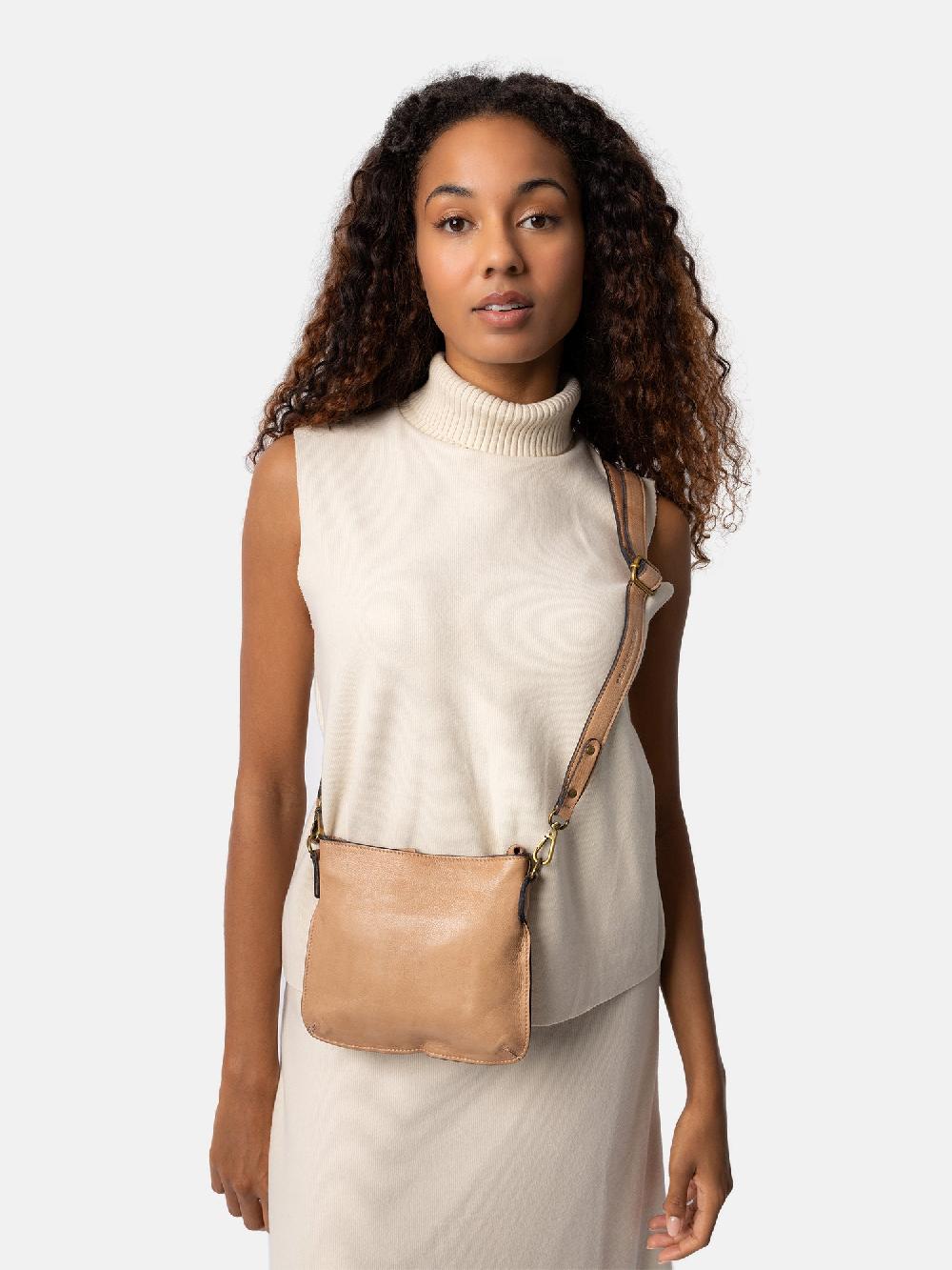 Re Designed Fillis Small - Taupe