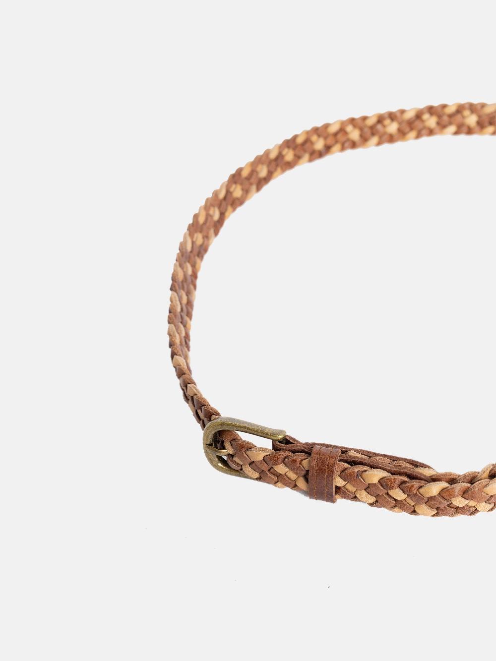 Re Designed Hazel - Walnut/Sand