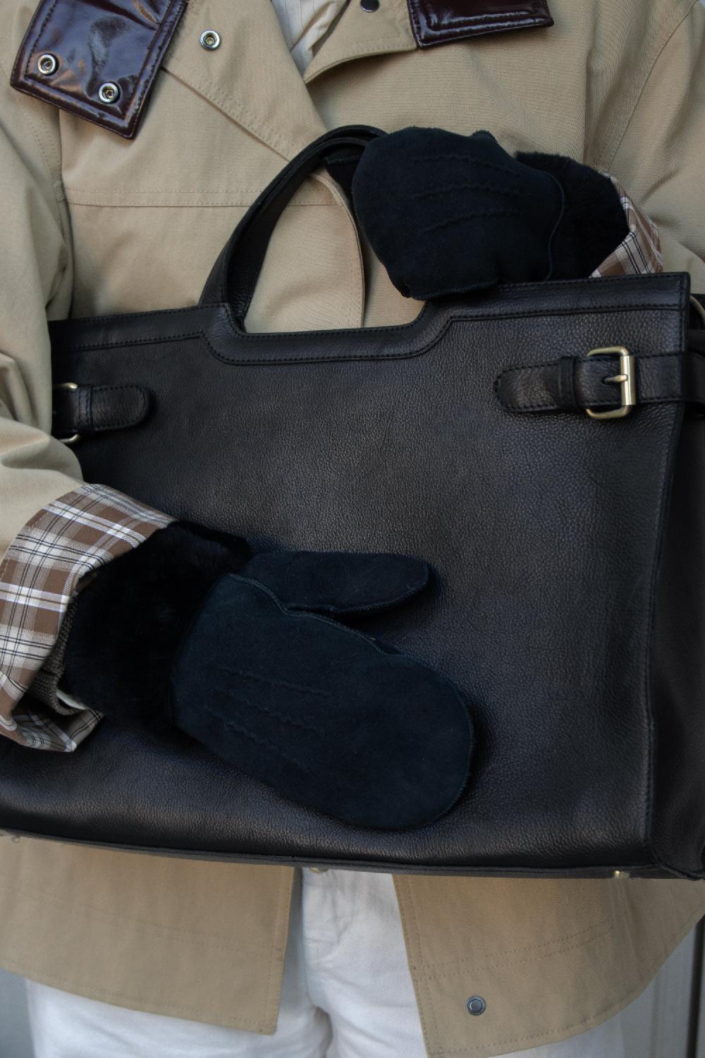 Re Designed Kasa - Black