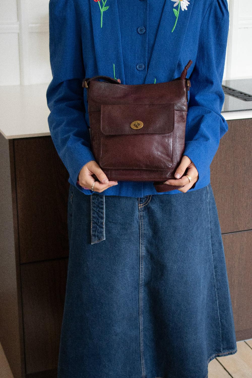 Re Designed Kay Urban - Dark Cherry