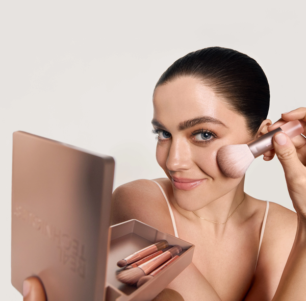 Real Techniques New Nudes 2.0 On-The-Glow Mini Brush Set + Mirrored Compact
