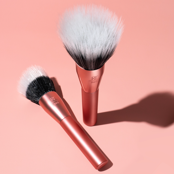 Real Techniques Extra Big Stippling Brush