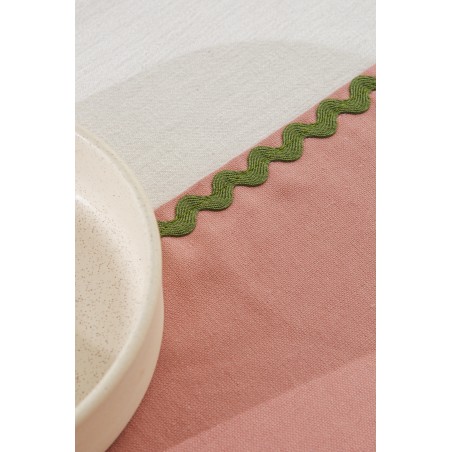 Really Nice Things Set Of 4 Wavy Pink Napkins