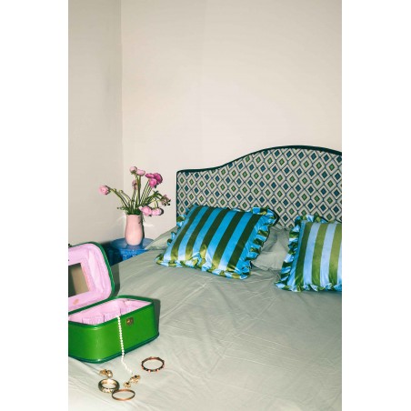 Really Nice Things Taped Head Atelier