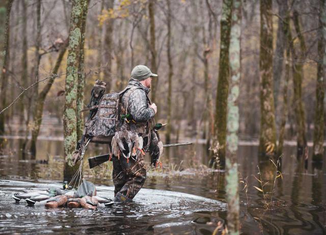 Realtree ALPS OutdoorZ Slip Ring Camo Game Tote | Realtree MAX-7