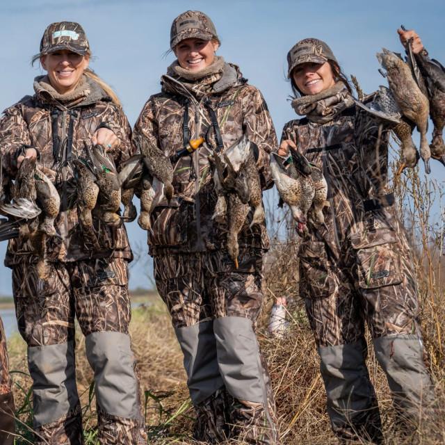 Realtree DSG Outerwear Women's Finley Waterfowl Hunting Jacket | Realtree MAX-7