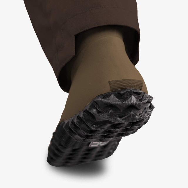 Realtree Gator Waders Men's Shield Insulated Hunting Waders | Realtree MAX-7