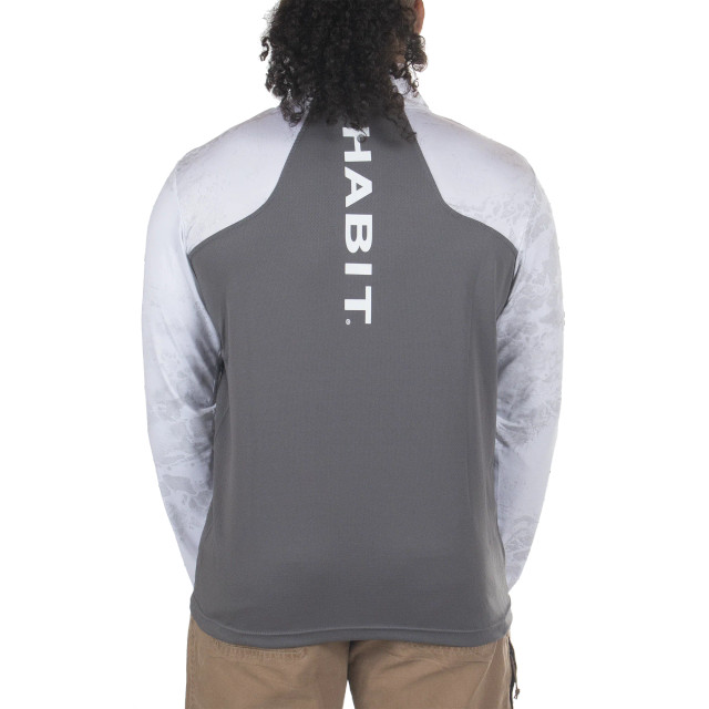 Realtree Habit Men's Black Fork Mountain Trail 1/4 Zip Performance Layer Fishing Top | Realtree WAV3