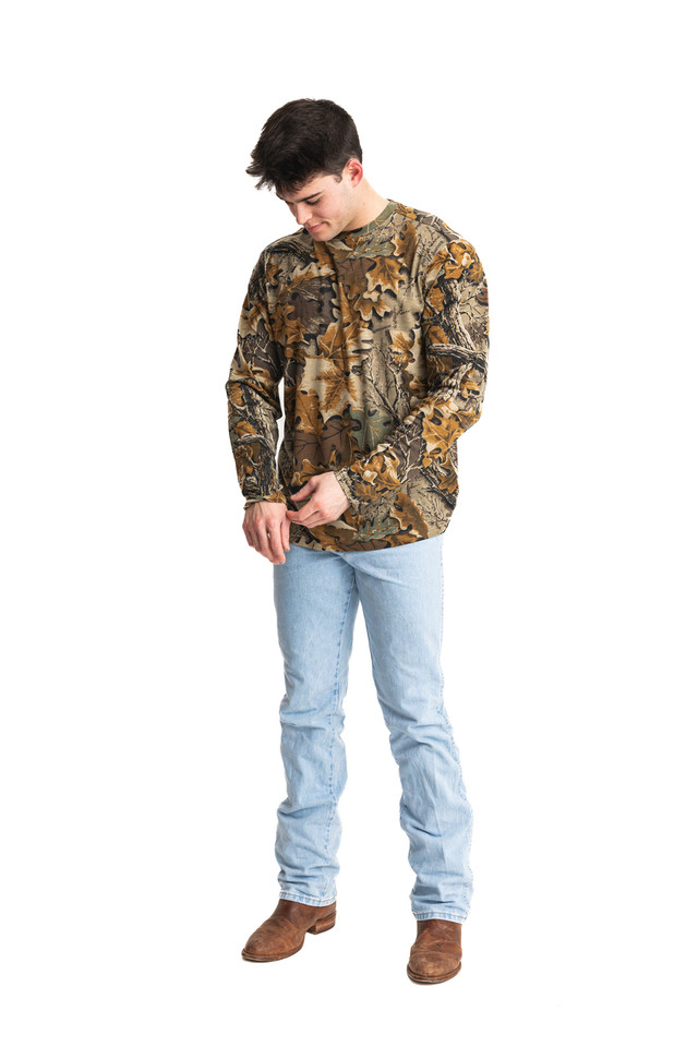 Realtree Men's Bamboo Long Sleeve Camo Crewneck | Realtree Advantage Classic