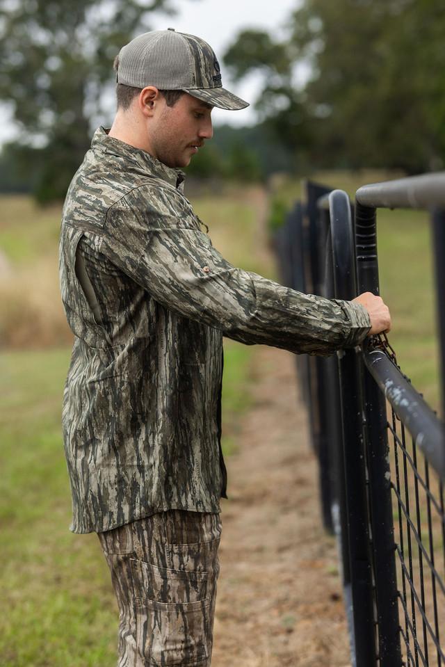 Realtree Men's Button Down Long Sleeve Hunting Shirt | Realtree Legacy