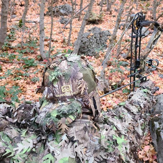 Realtree QuikCamo Unisex 2-in-1 Rear Leafy Hunting Face Mask And Fitted Hat | Realtree XTRA