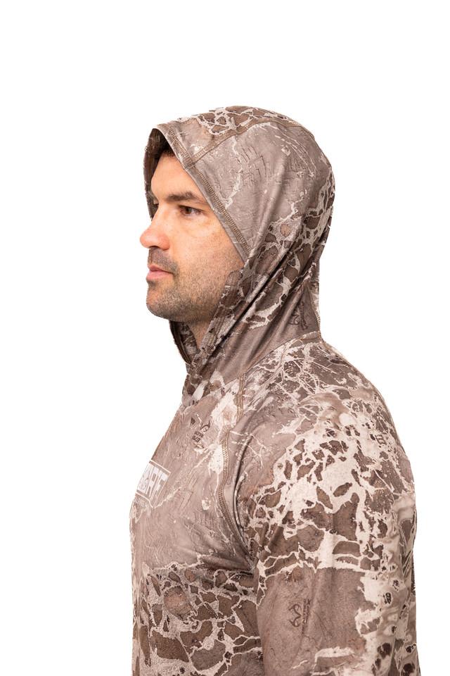 Realtree Realtree Fishing Men's Tan Hooded Shirt | Realtree WAV3