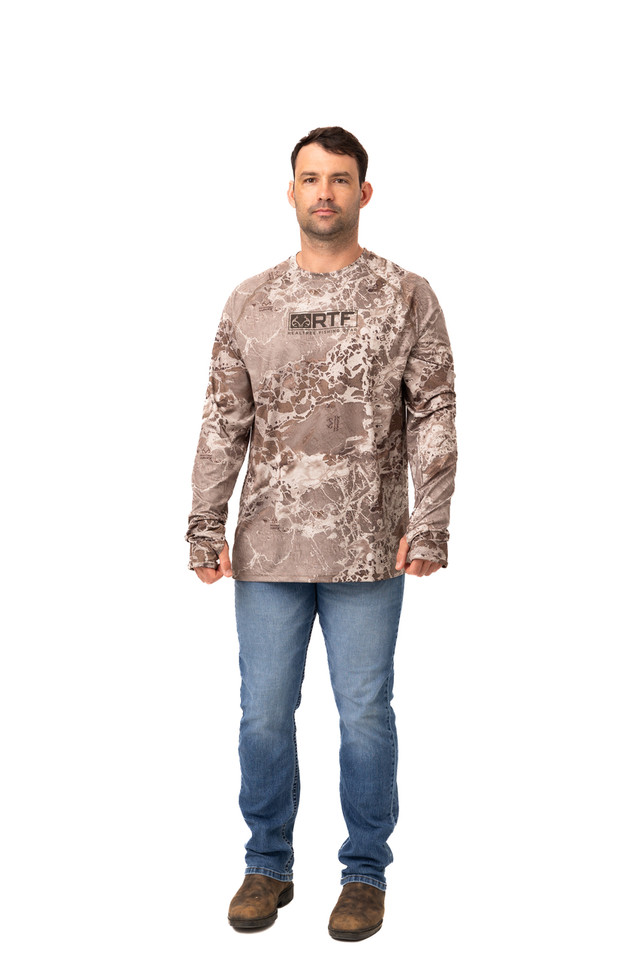realtree Realtree Fishing Men's Tan Long Sleeve Crew Neck Shirt | Realtree WAV3