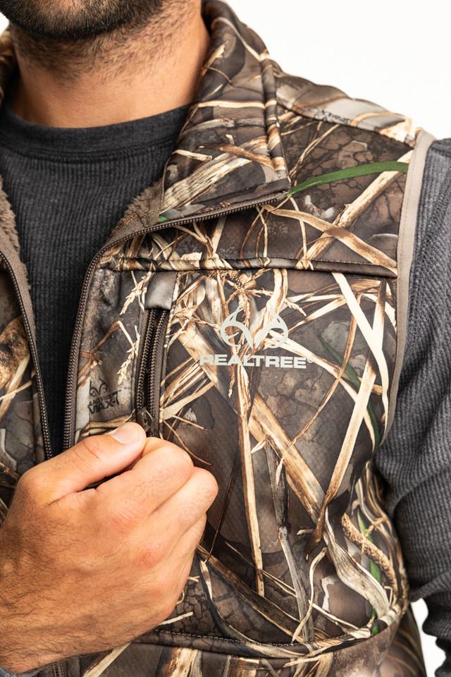 Realtree Men's High Pile Camo Vest | Realtree MAX-7