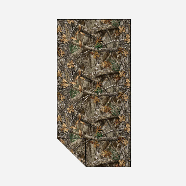 realtree Slowtide PRF QD 30x60 Camo Towel | Realtree EDGE