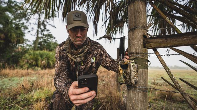 Realtree Spartan Wireless GoLive 4G/LTE Hunting Trail Camera | Realtree EDGE