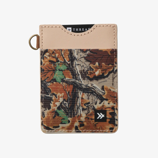 realtree Thread Camo Vertical Wallet | Realtree Advantage Classic