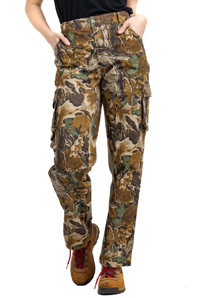 Realtree Women's Cargo 6 Pocket Hunting Pants | Realtree Advantage Classic