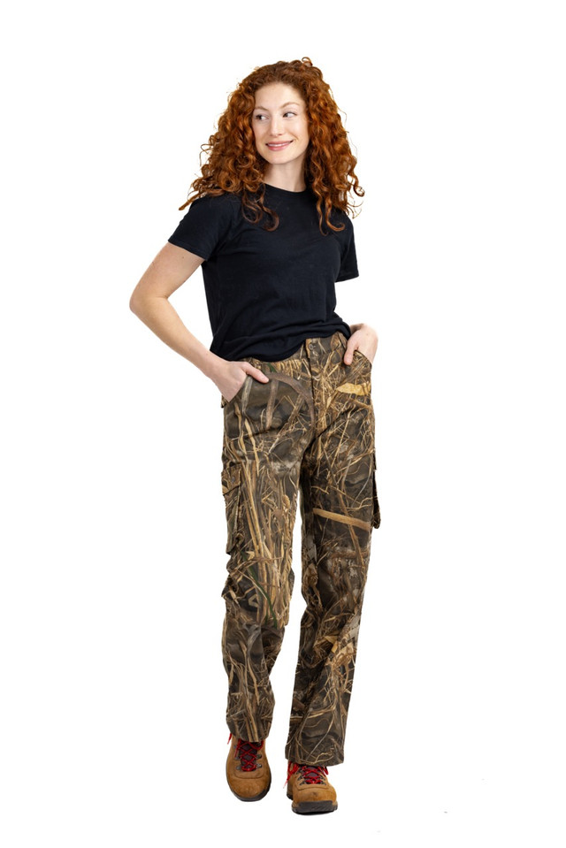 realtree Women's Cargo 6 Pocket Hunting Pants | Realtree MAX-7