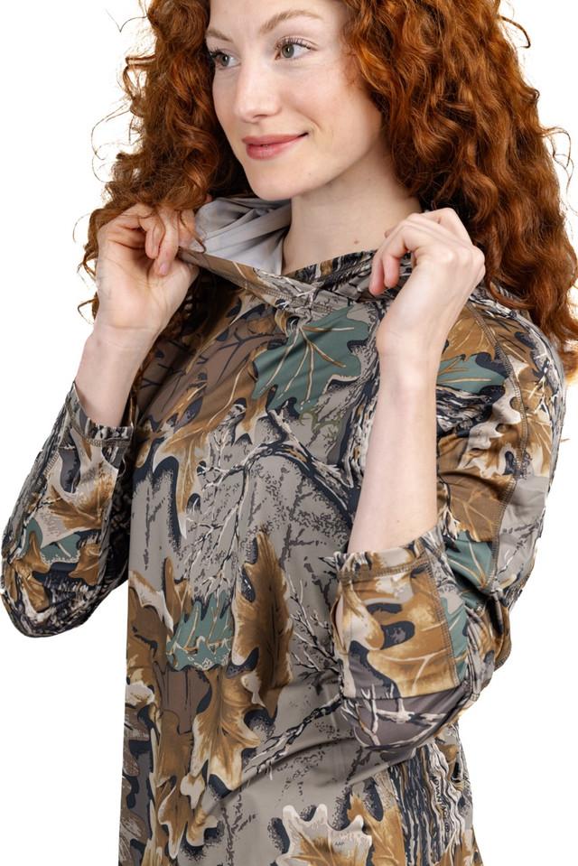 Realtree Women's Long Sleeve Hooded Camo Shirt | Realtree Advantage Classic