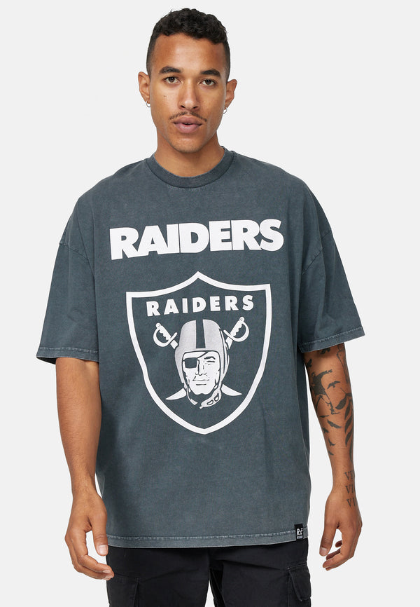 recovered clothing Unisex NFL Raiders Shield Oversized Washed Black T-Shirt