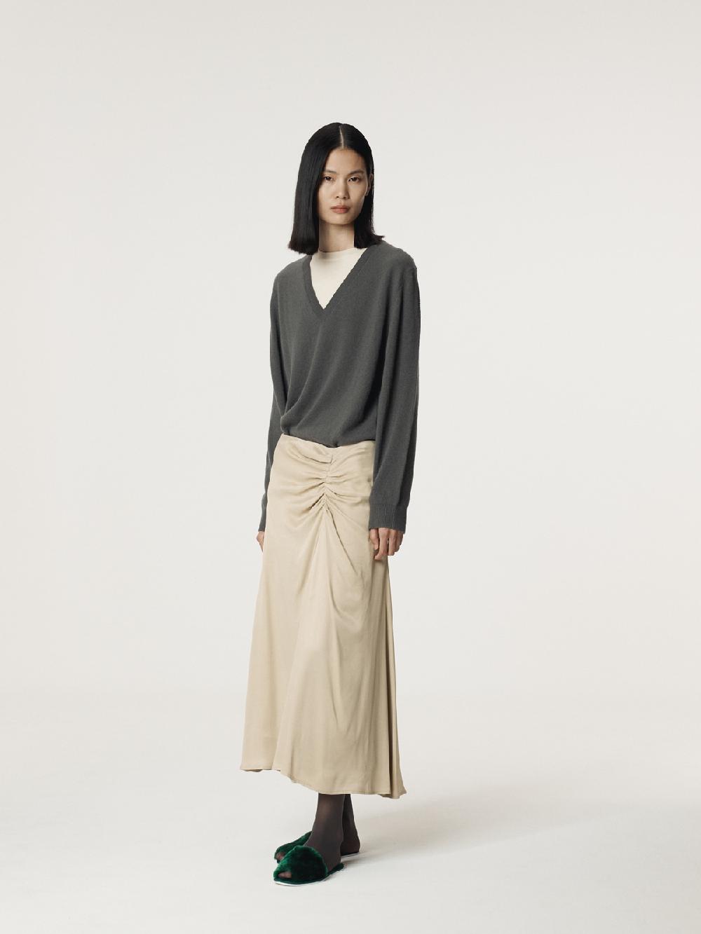 Recto ASYMMETRIC SHIRRING SKIRT (LIGHT BEIGE)