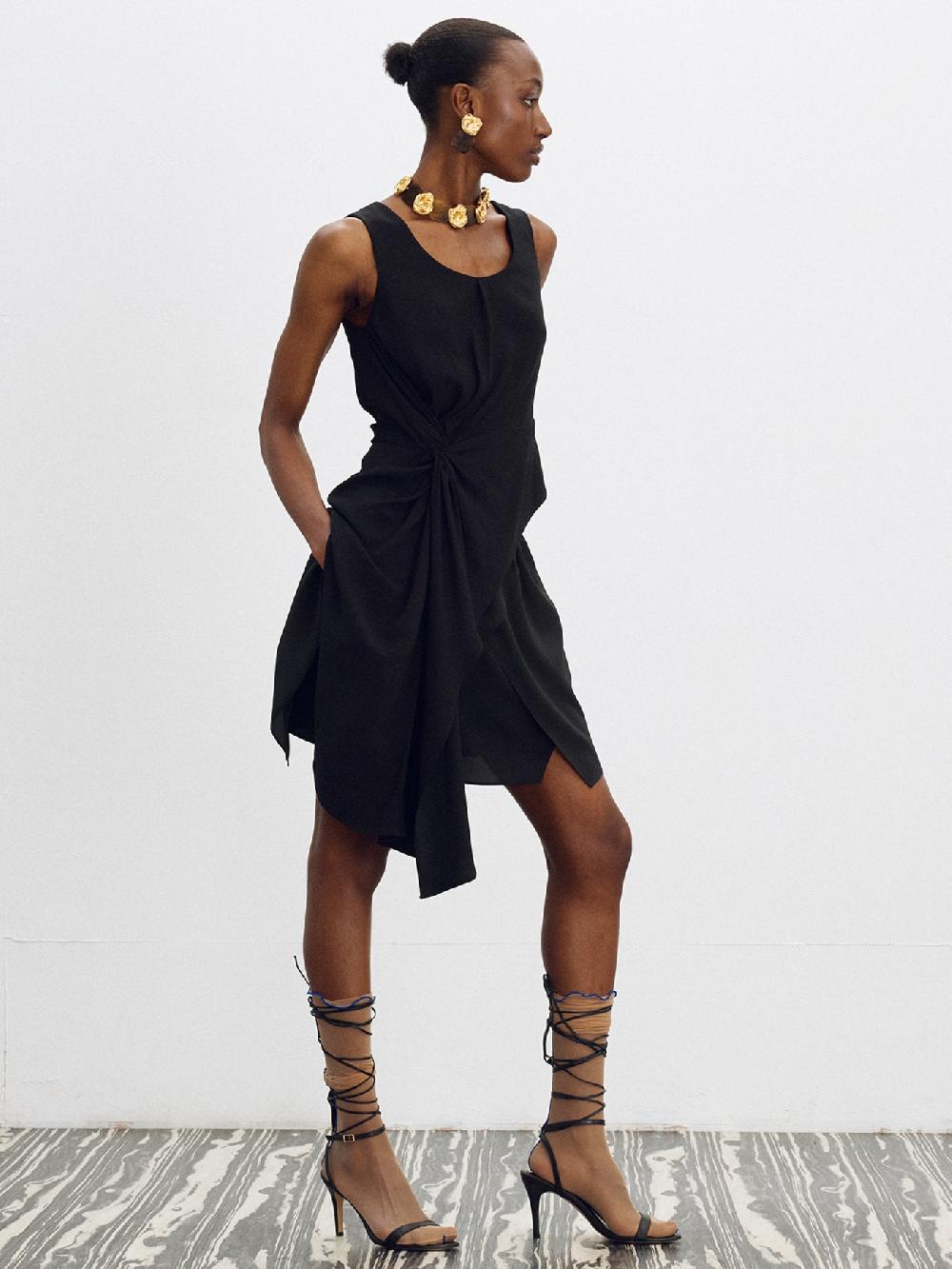 recto ASYMMETRIC TWISTED TOP (BLACK)