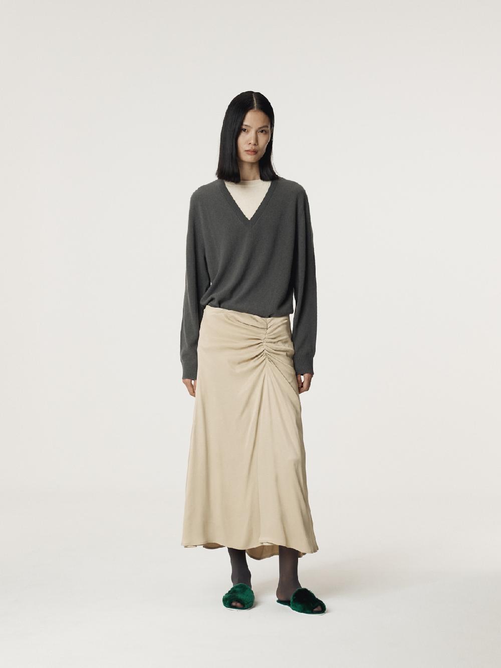 Recto CONTRAST LAYERED V-NECK KNIT TOP (TAUPE GREY)