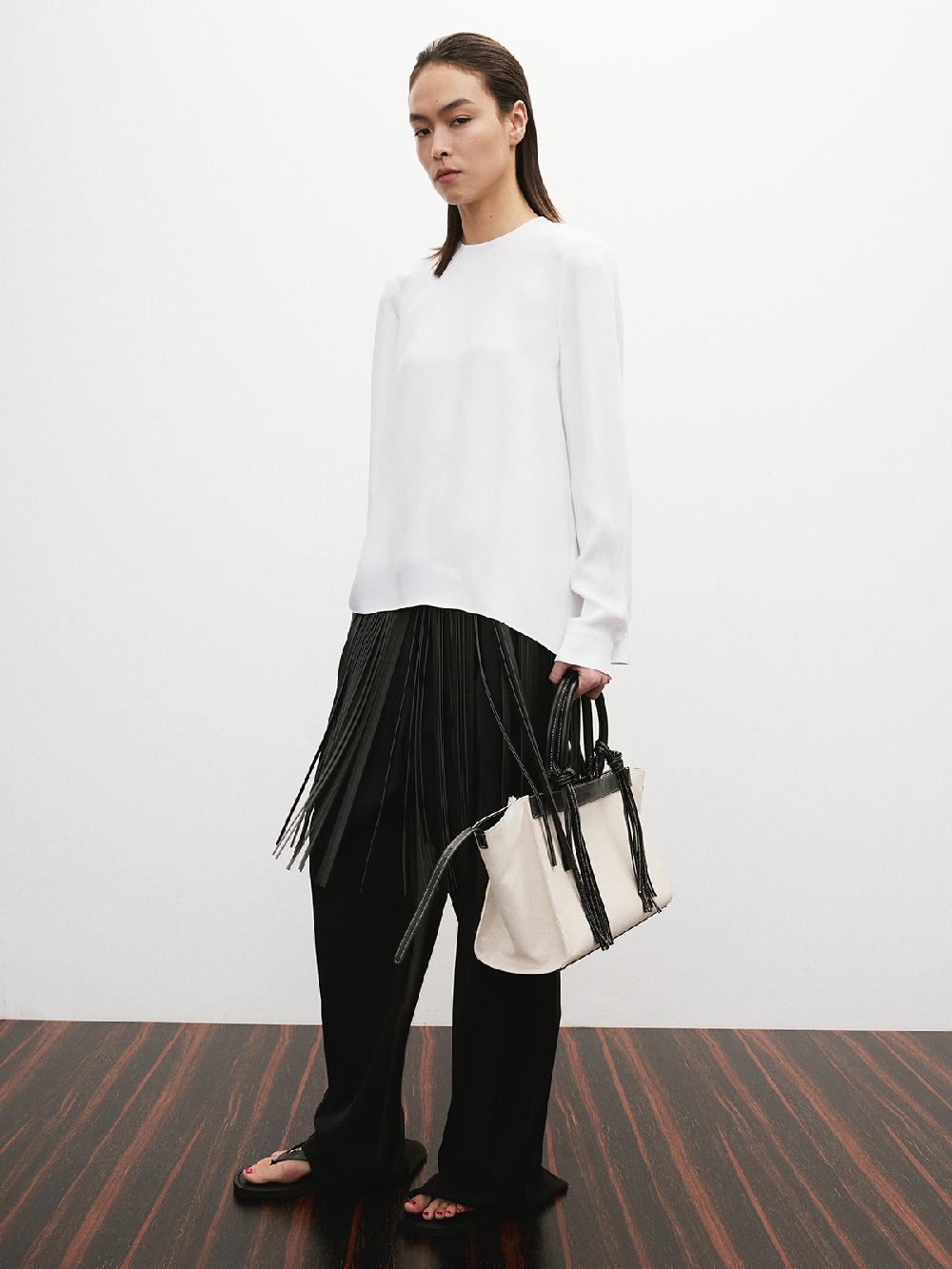 Recto CURVED SHOULDER LINE BLOUSE (OFF WHITE)