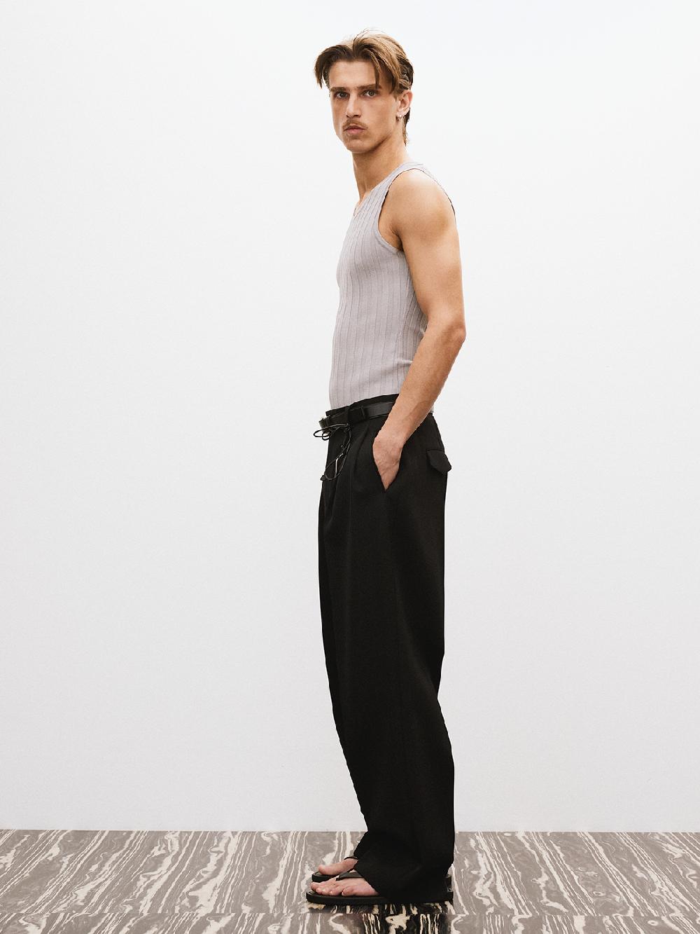Recto DOUBLE PLEATED WIDE PANTS (BLACK)