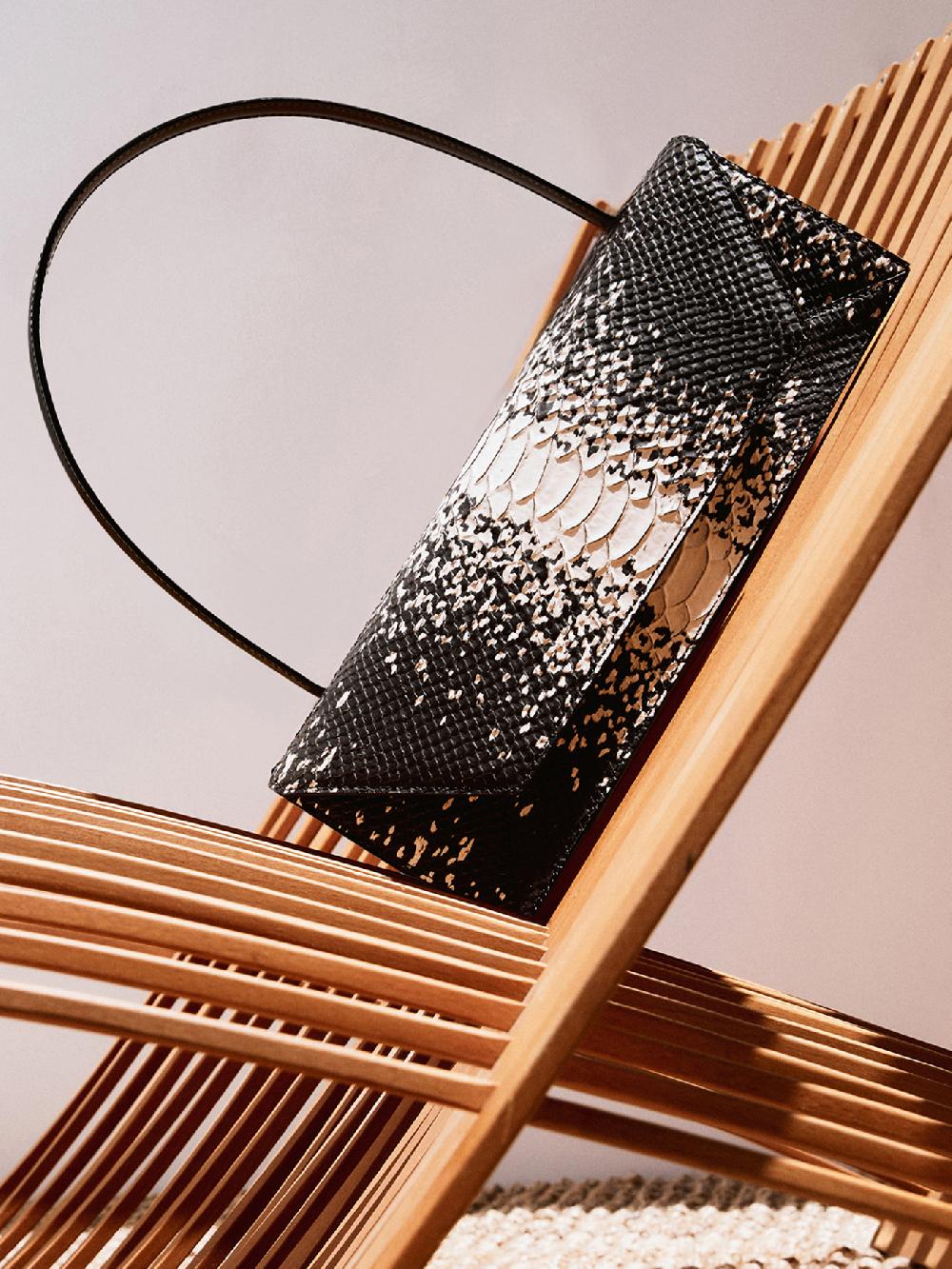 Recto ENVELOPE BAG (DARK CHOCOLATE)