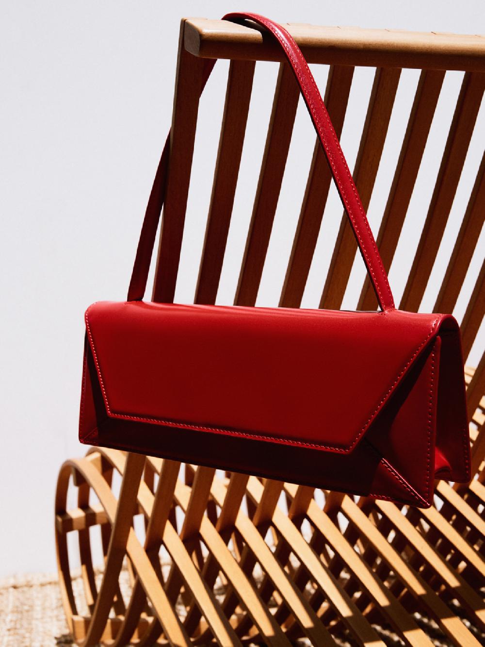 Recto ENVELOPE BAG (SCARLET RED)