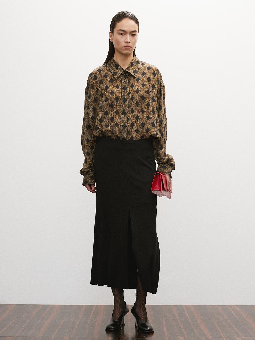 Recto FRONT SLIT LONG SKIRT (BLACK)