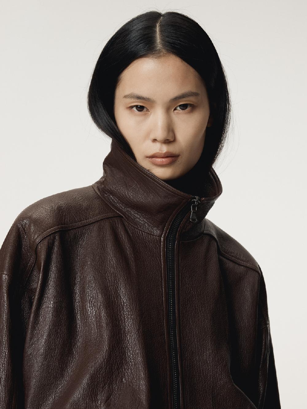 Recto HIGH-NECK LEATHER JUMPER (BROWN)
