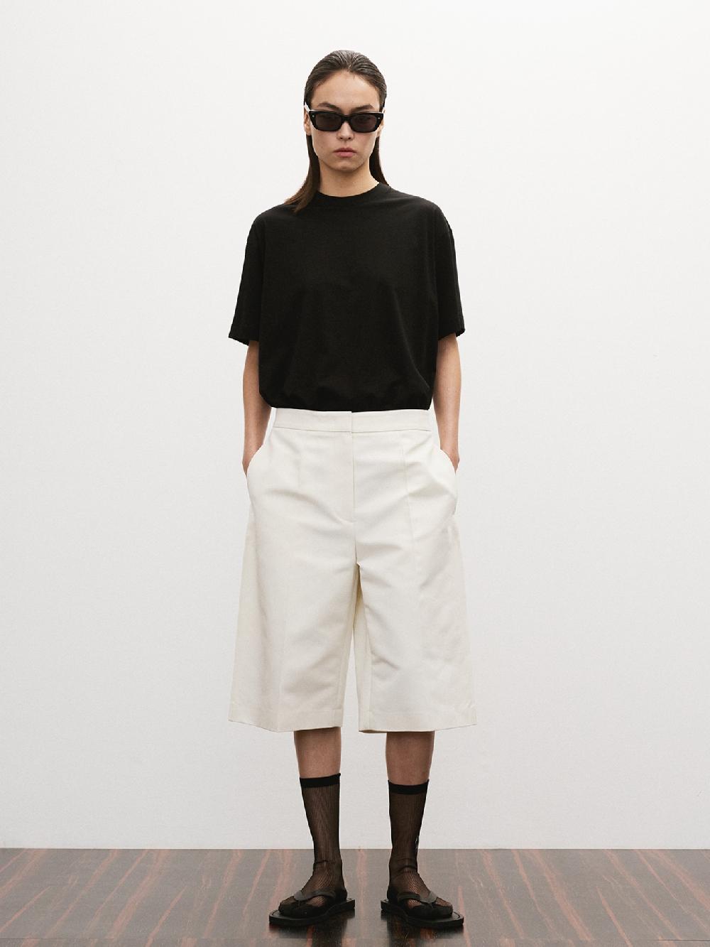 recto PIN TUCKED DETAIL VERMUDA PANTS (ECRU)