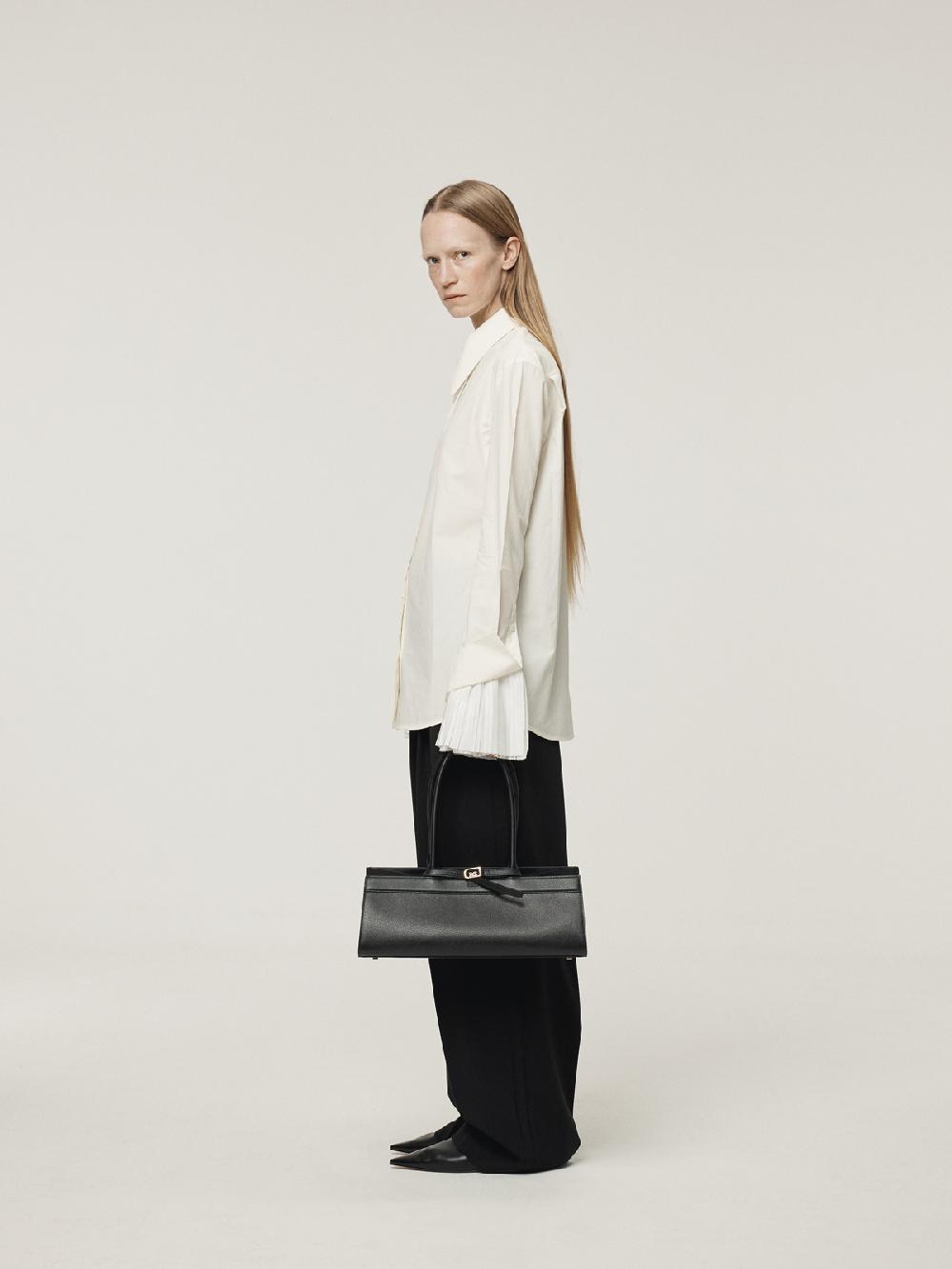 Recto PLEATS CUFFS POINT SHIRT (CREAM)