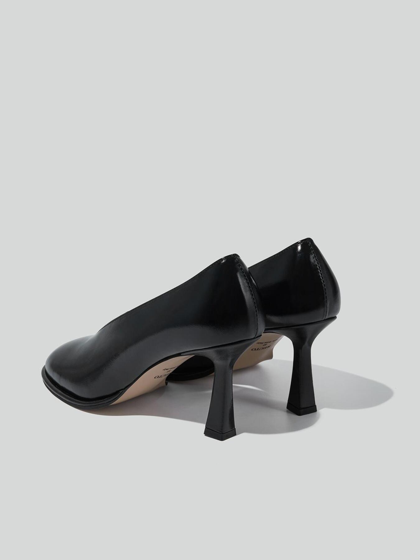 Recto POPPY ROUNDED TOE PUMPS (BLACK)