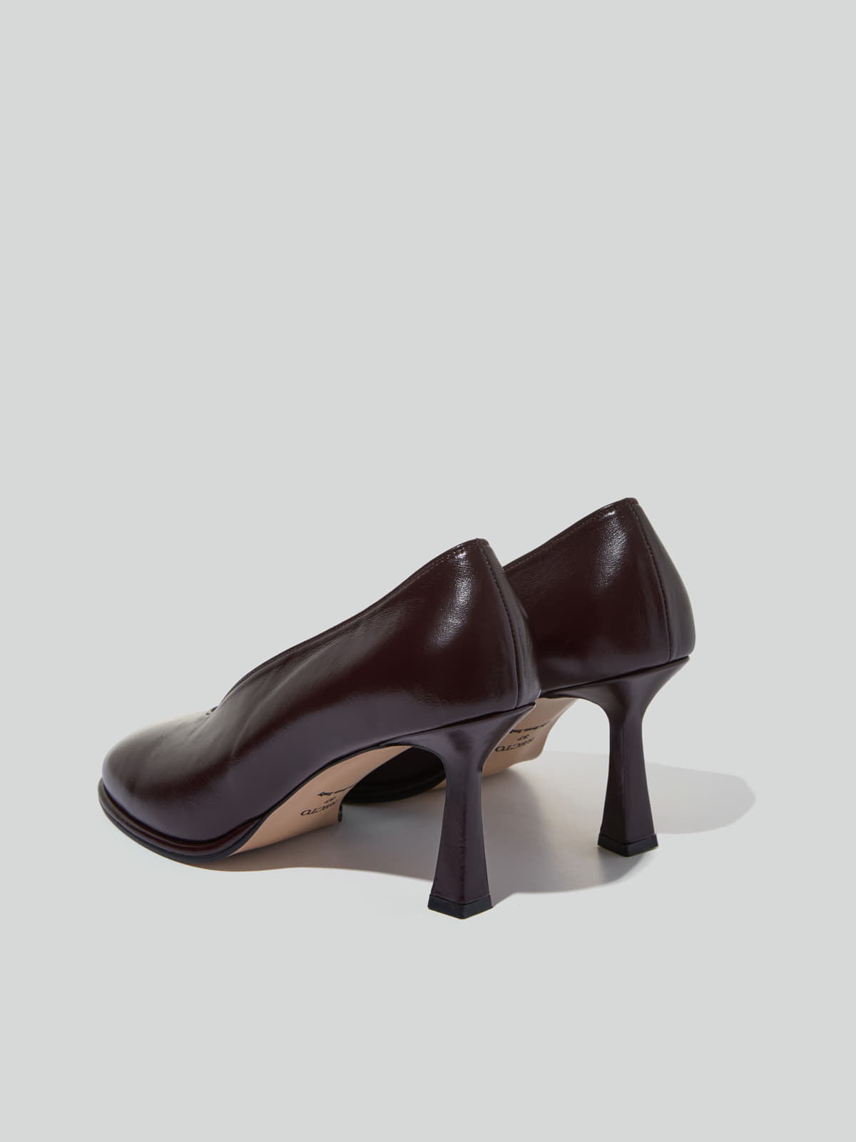 Recto POPPY ROUNDED TOE PUMPS (BURGUNDY)